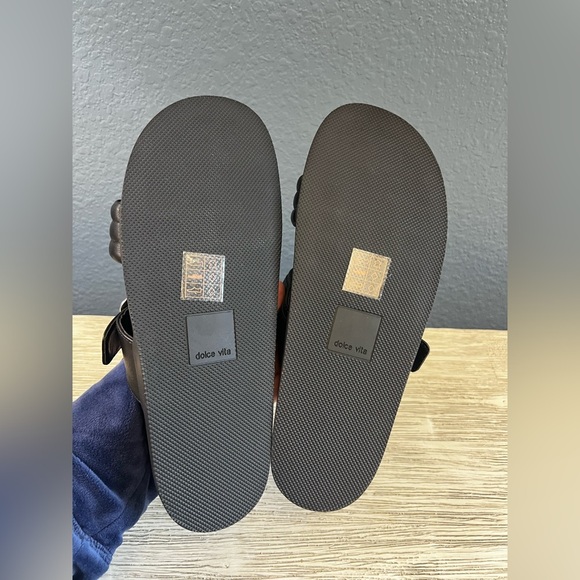 Dolce Vita Soya Black Sandals Silver Buckles - Picture 7 of 9